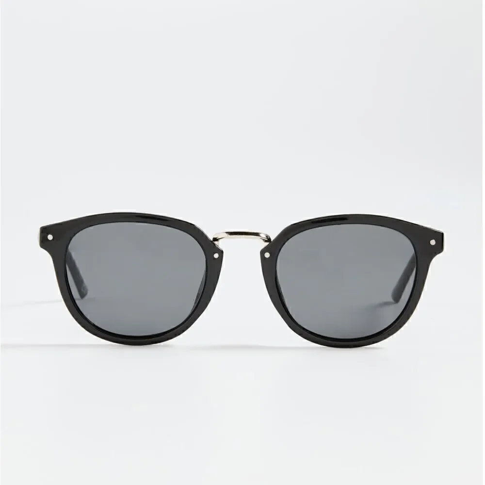 AIRE Hydra Sunglasses & Case